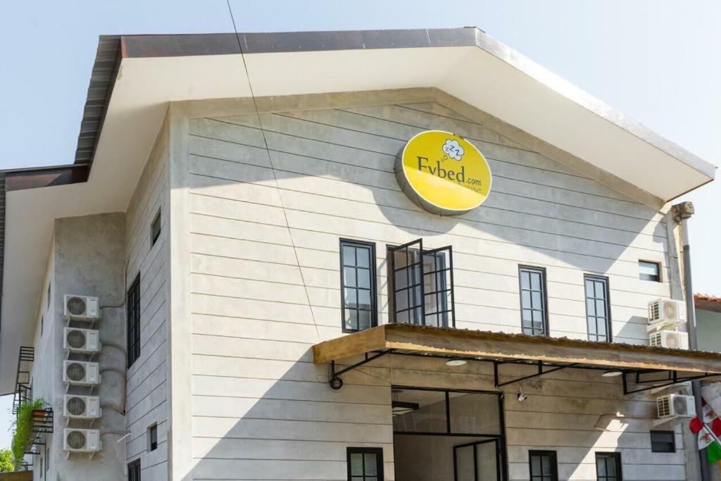 Aparthotel Fybed Semarang Zewnętrze zdjęcie